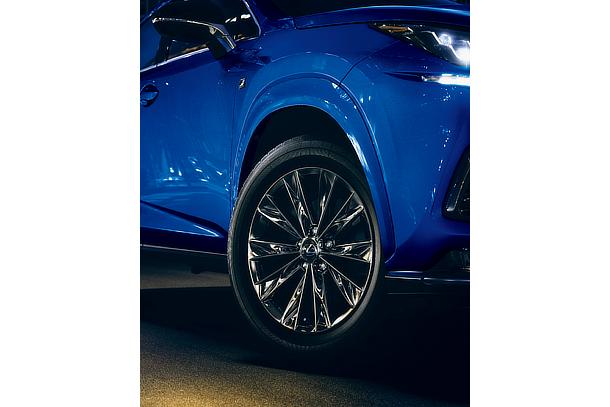 LEXUS、「NX」に特別仕様車“Spice & Chic”および“Cool & Bright”を設定