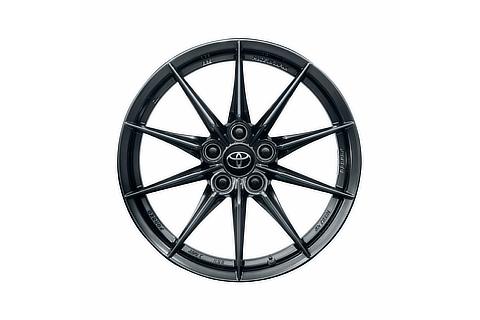 18-inch forged aluminum wheel