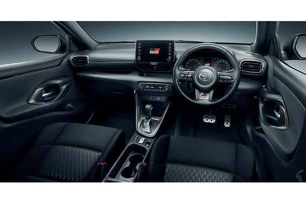 RS (Black)