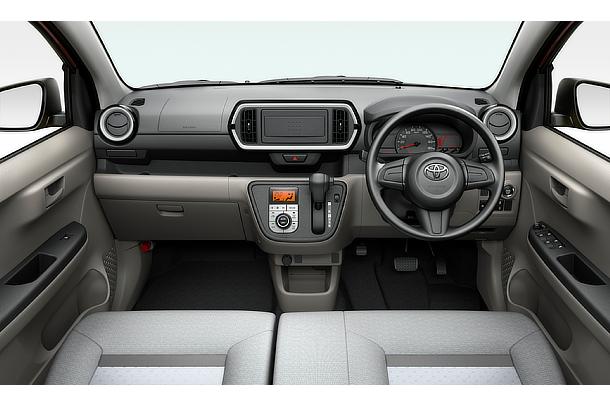 X“L package”（2WD）（内装色 ： グレージュ）＜オプション装着車＞
