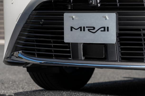 Toyota Mirai (Advanced Drive)
