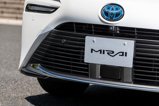 Toyota Mirai (Advanced Drive)