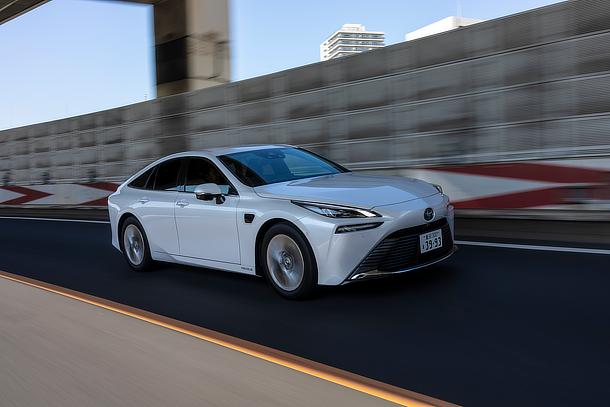 Toyota Mirai (Advanced Drive)