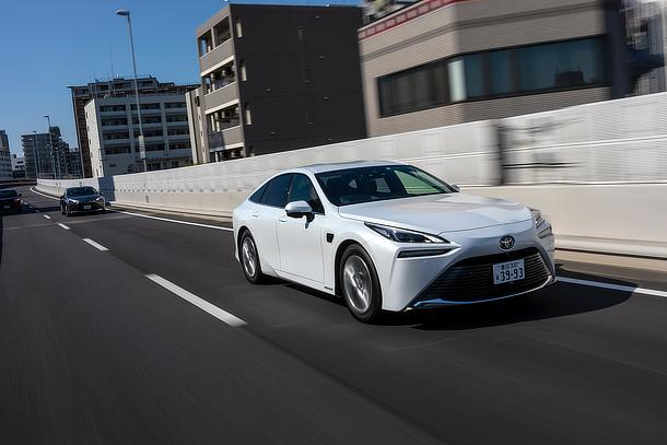 Toyota Mirai (Advanced Drive)