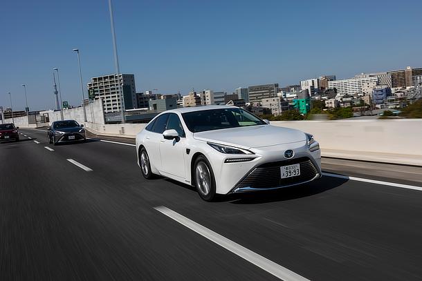 Toyota Mirai (Advanced Drive)