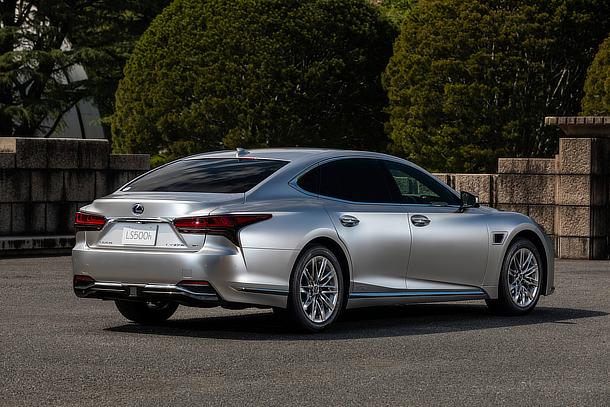 Lexus LS (Advanced Drive)