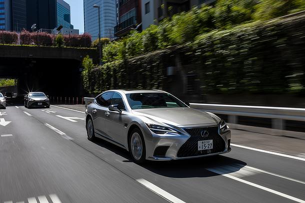 Lexus LS (Advanced Drive)