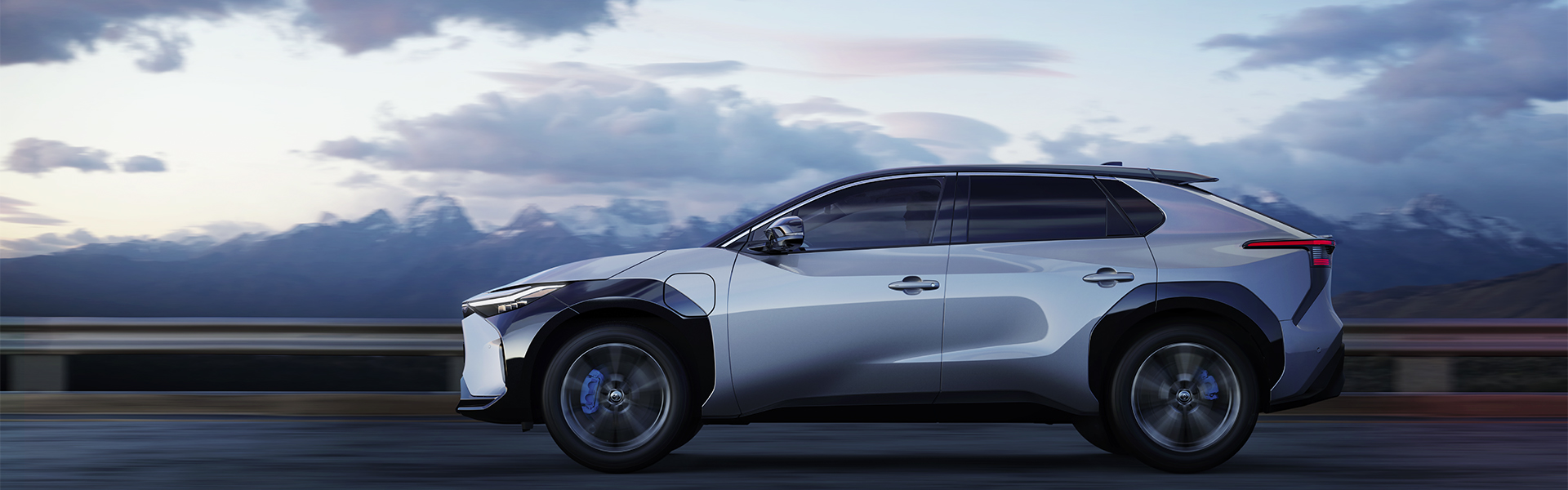 トヨタ、電動車のフルラインアップ化の一環として新EVシリーズ「TOYOTA bZ」を発表