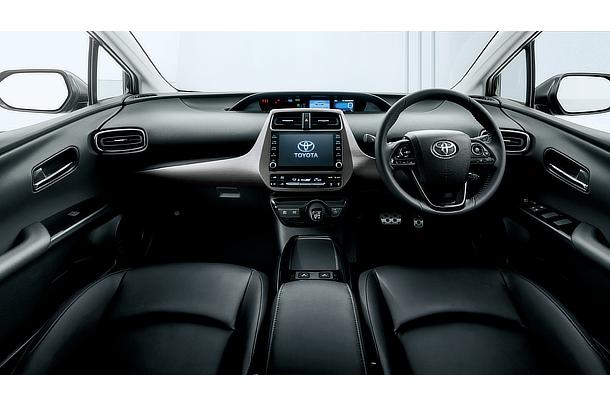 プリウスにブラックカラーの特別仕様車を設定 | トヨタ | グローバル