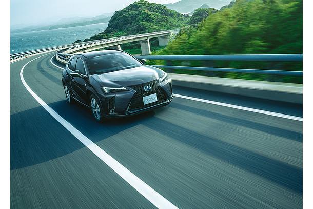 UX250h 特別仕様車“F SPORT Style Blue”（ソニッククロム）＜オプション装着車＞