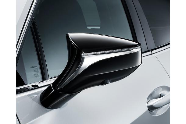 UX250h 特別仕様車“Elegant Black” ドアミラー