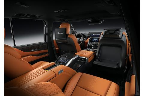 Lexus LX "EXECUTIVE" Rear Seat (Prototype)