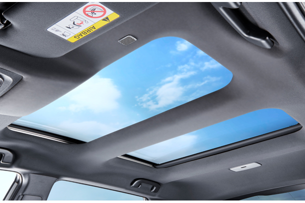 Panorama moon roof