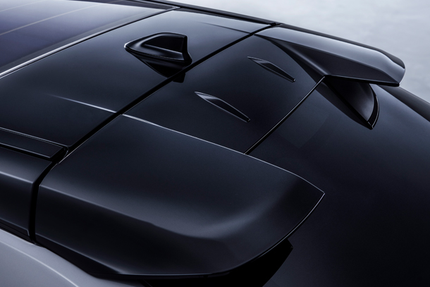 Rear spoiler