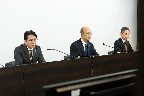 Jun Nagata, Chief Communication Officer / Kenta Kon, Executive Vice President, Chief Financial Officer / Masahiro Yamamoto, Chief Officer, Accounting Group