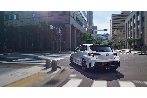 GR Corolla RZ (Platinum White Pearl Mica)