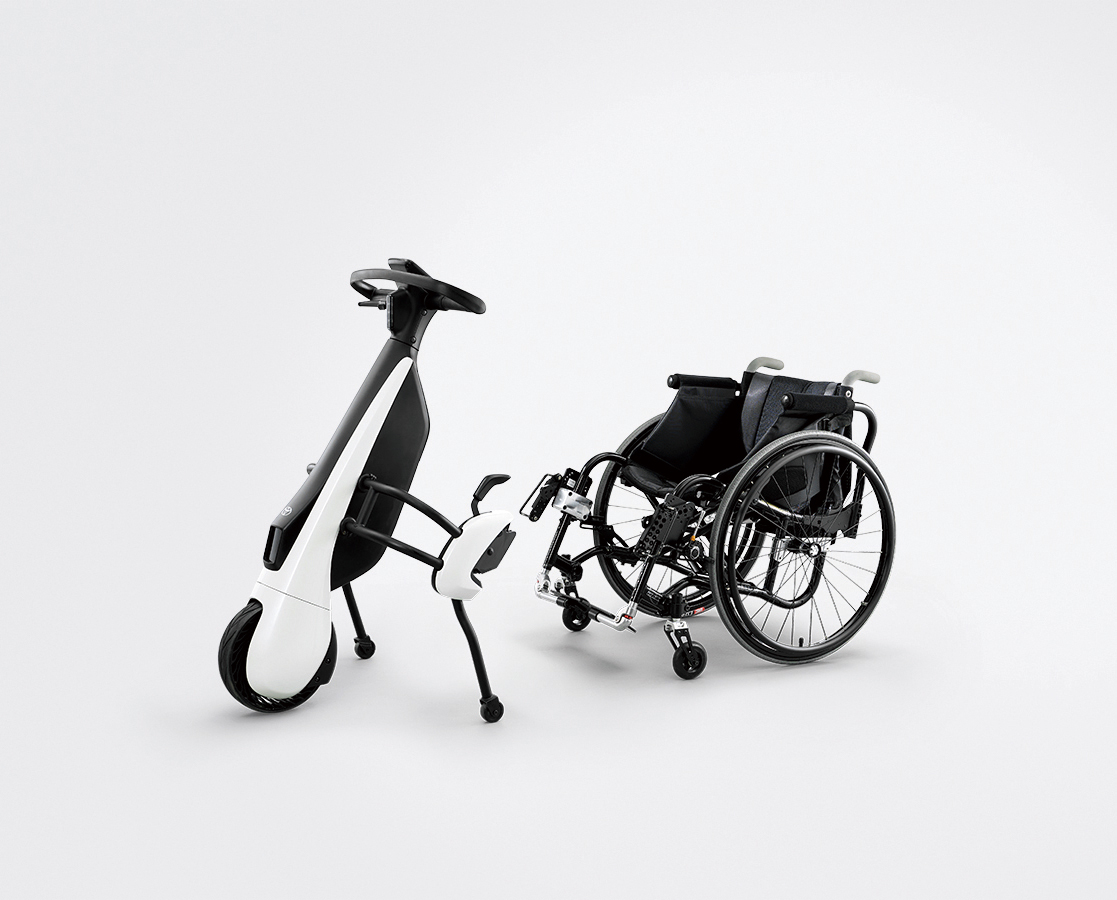 Toyota Launches the C+walk S in Japan, a New Form of Walking 