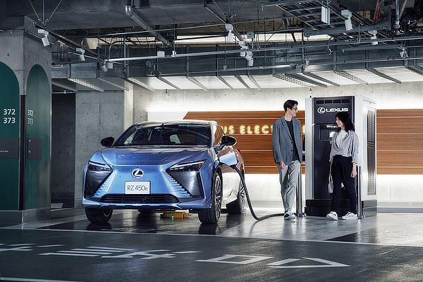 バッテリーEVオーナー向け「レクサス充電ステーション」を東京