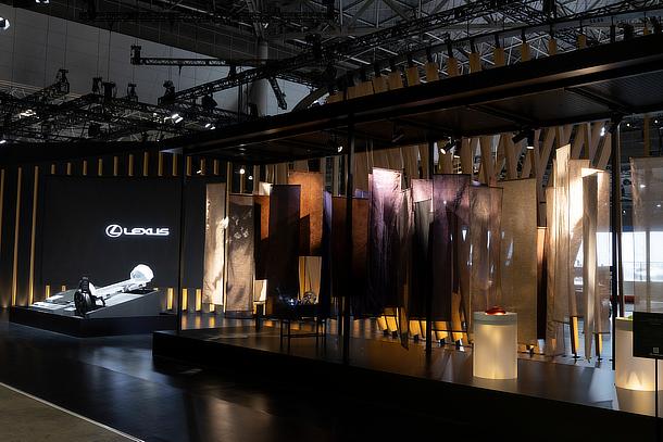 Sustainable material display