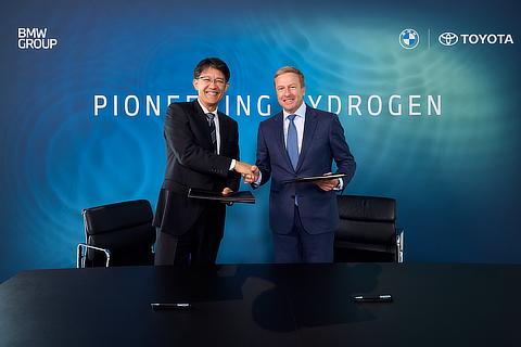 Koji Sato, President of Toyota Motor Corporation, Oliver Zipse, Chairman of the Board of Management of BMW AG