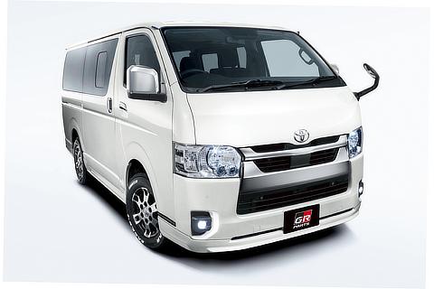 GRエアロパーツセット Version Ⅱ、GR15インチアルミホイール＆タイヤセット装着車（ベース車両 ： スーパーGL。メーカーオプション装着）