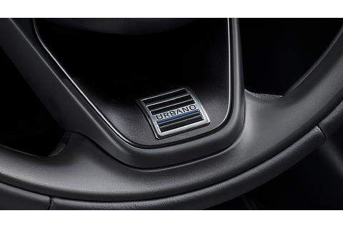 特別仕様車 Z“URBANO”ステアリングエンブレム（販売店装着オプション）