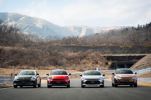 Four models of the all-new Crown (*Prototype is being used for the Estate type)