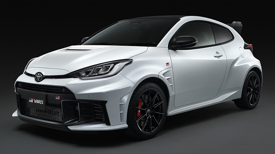 Factory-installed option: Aero Performance Package
