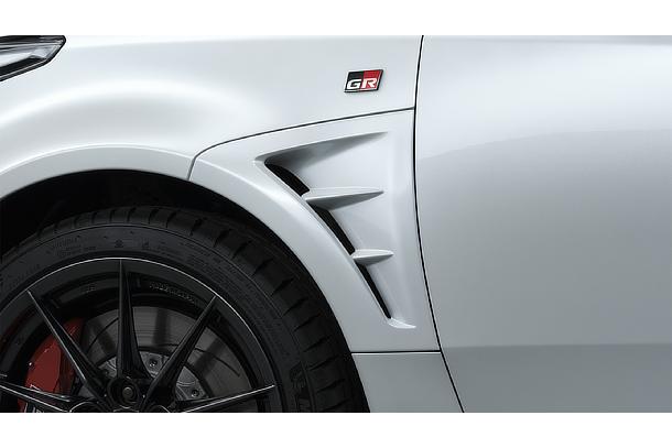 Fender ducts