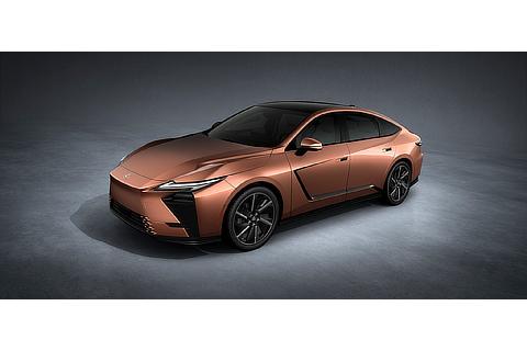 新型ES エクステリアカラー ： ソニックカッパー（プロトタイプ）
