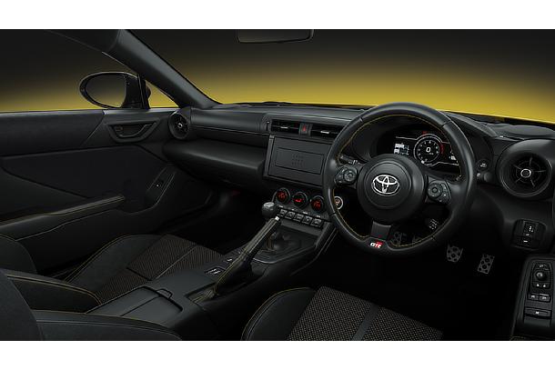 GR86の特別仕様車 RZ“Yellow Limited”を発表 「FUJI 86/BRZ STYLE 2025