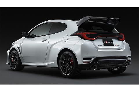 Factory-installed option: Aero performance package