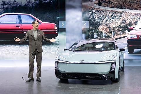 プレスブリーフィングの模様