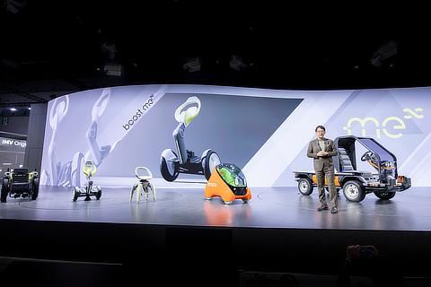 プレスブリーフィングの模様