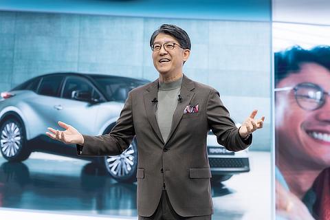 プレスブリーフィングの模様