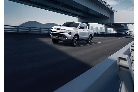 ハイラックス（BEVモデル、プロトタイプ）