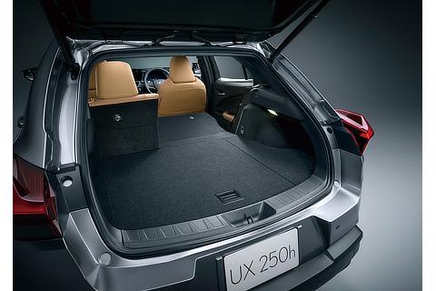 UX300h ラゲージハイデッキ