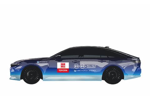 クラウンセダン（大会会長車など）