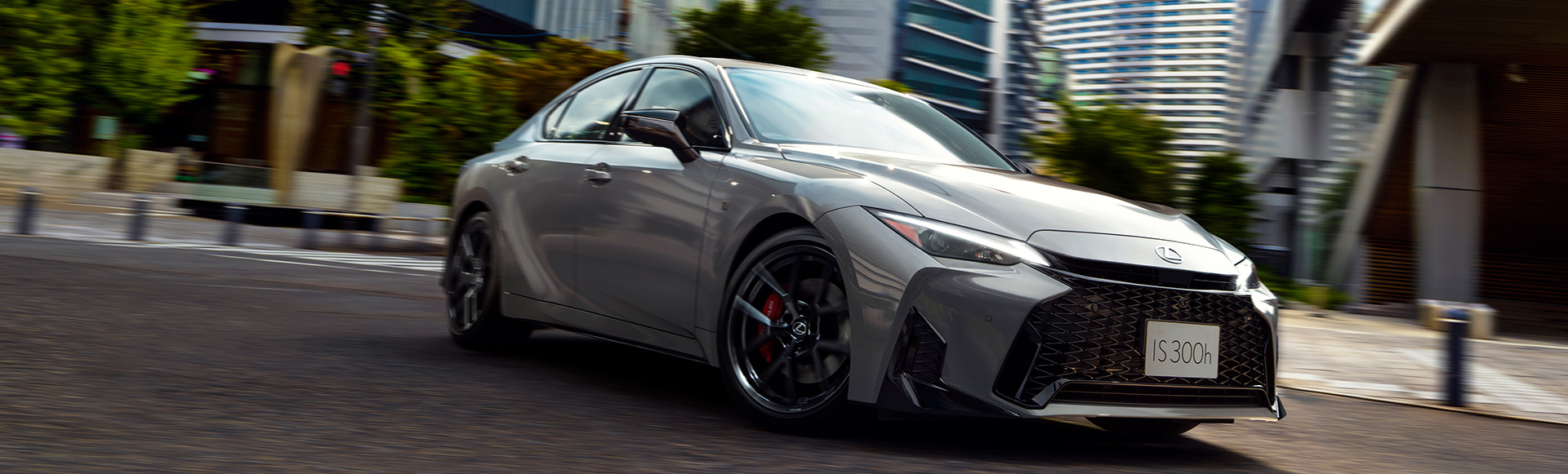 LEXUS、「IS」の新型モデルを発売