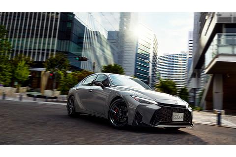 IS300h エクステリア