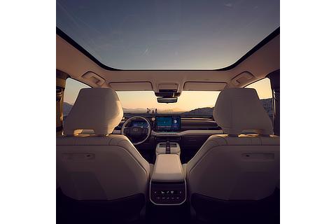 Highlander BEV (North American model)