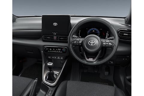 ヤリス 特別仕様車 Z“URBANO”（ガソリン・2WD・6MT・内装ブラック・オプション装着車）