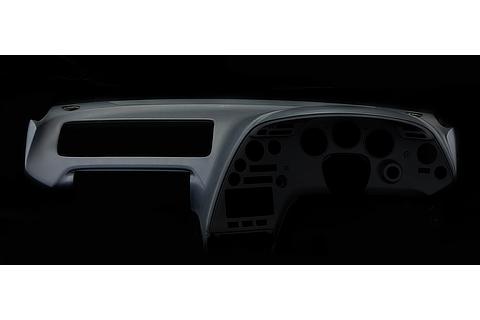 A80スープラ インストルメントパネル（※今回の復刻部品は明るい部分のみです）