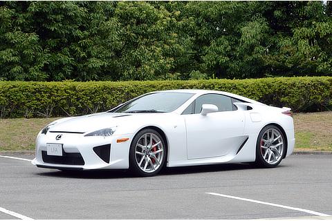 LEXUS LFA