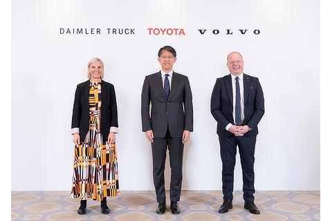 (Left to right) Karin Rådström, President and CEO of Daimler Truck, Koji Sato, President of Toyota Motor Corporation, Martin Lundstedt, President and CEO of Volvo Group