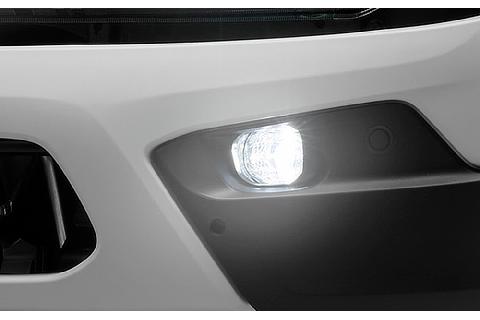 LEDフロントフォグランプ（全車標準装備）