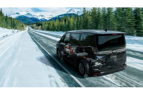 SNOW EXTRAモード走行イメージ（E-Four車に標準設定）