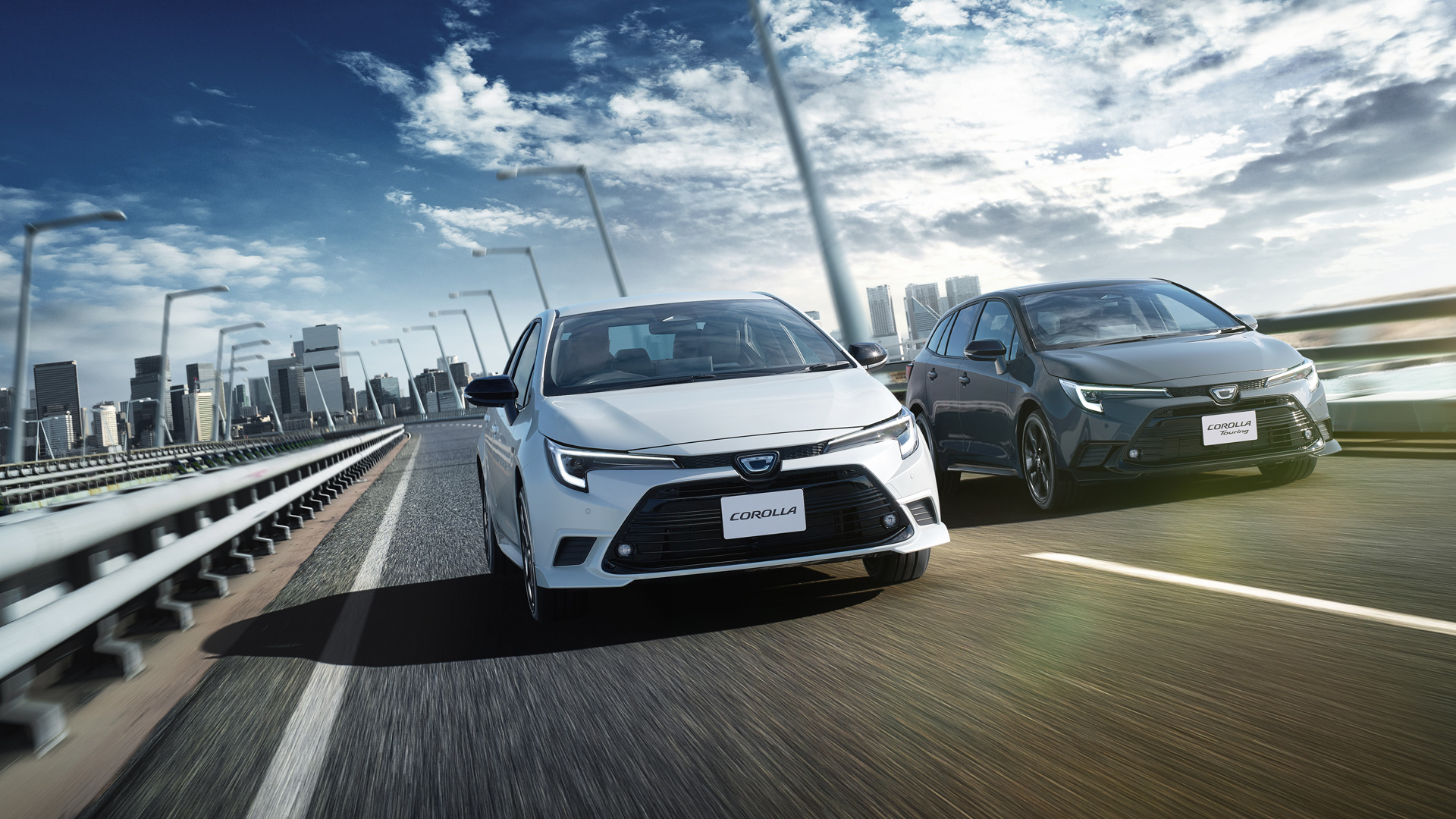 カローラならびにカローラ ツーリングの特別仕様車 ACTIVE SPORTを、60