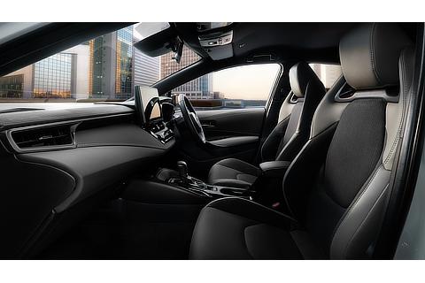 カローラ ACTIVE SPORT（ハイブリッド車）（内装色 ： ミッドグレー×ブラック）＜オプション装着車＞