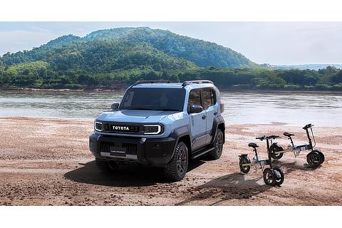 (Left to right) Land Cruiser "FJ", Land Hopper (prototype)